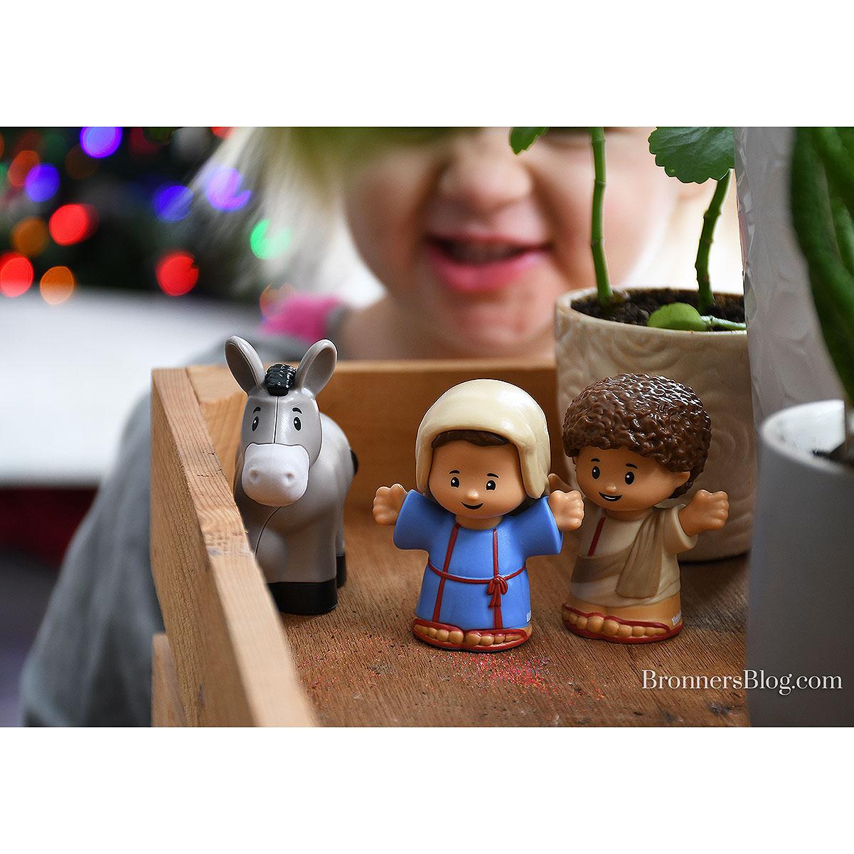 Fisher Price Little People Kids Nativity Set Mary And Joseph Journey To Bethlehem CHRISTmas Tradition