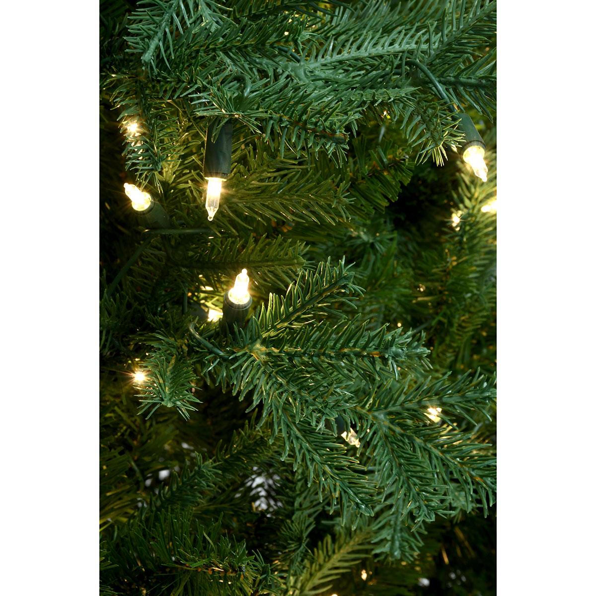4.5' Prescott Artificial Christmas Tree Branch Detail
