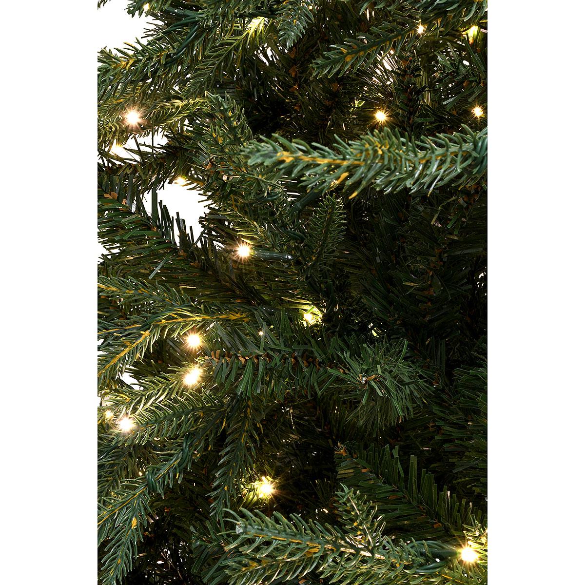 7.5 Nordic Artificial Tree With 1400 3MM Color Changing LED Lights 
