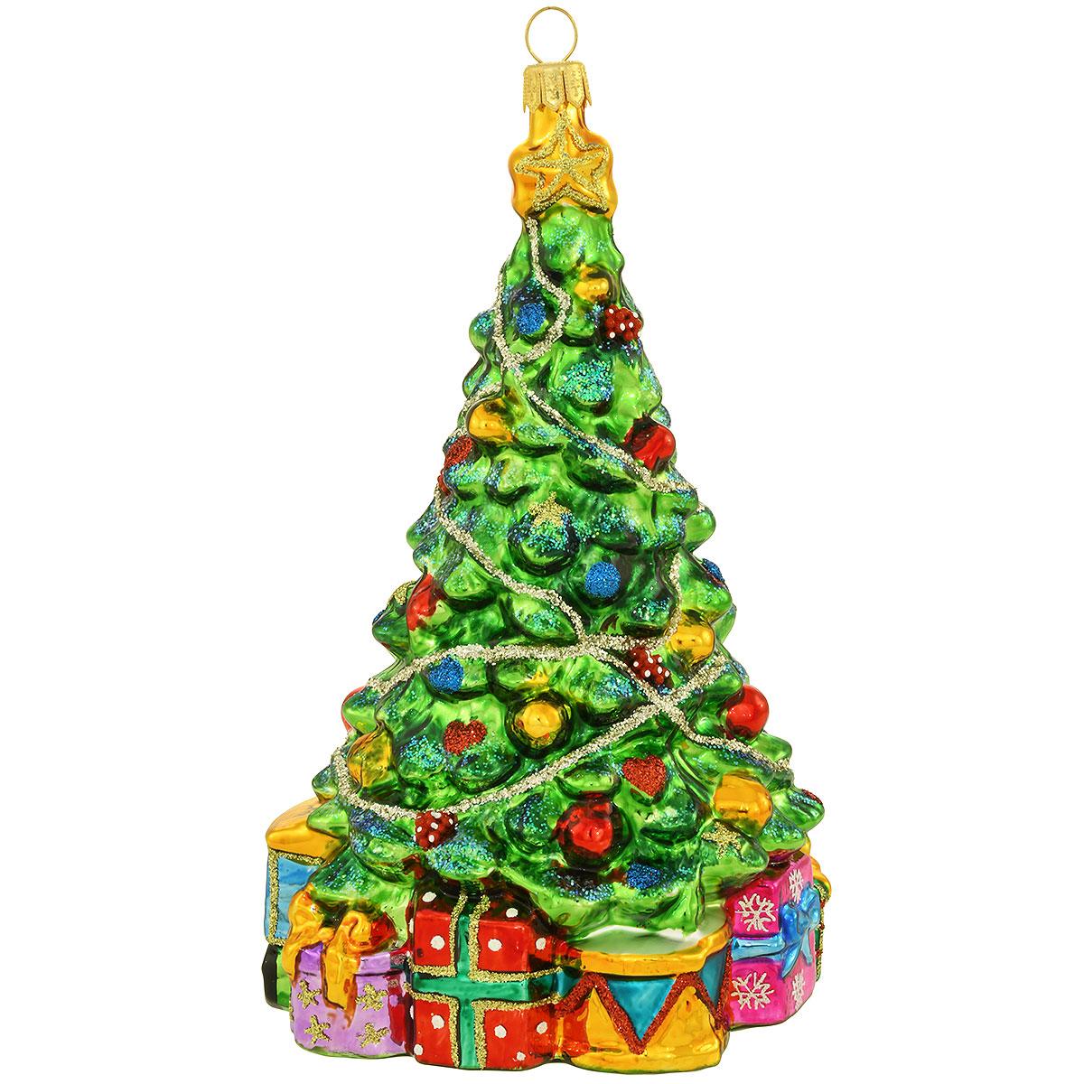 Traditional Tree With Toys And Gift