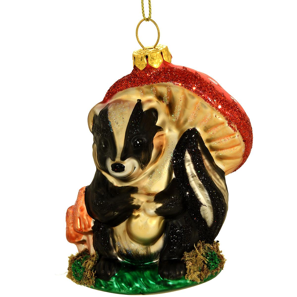 Skunk With Mushroom 3.5 Inch Glass Ornament
